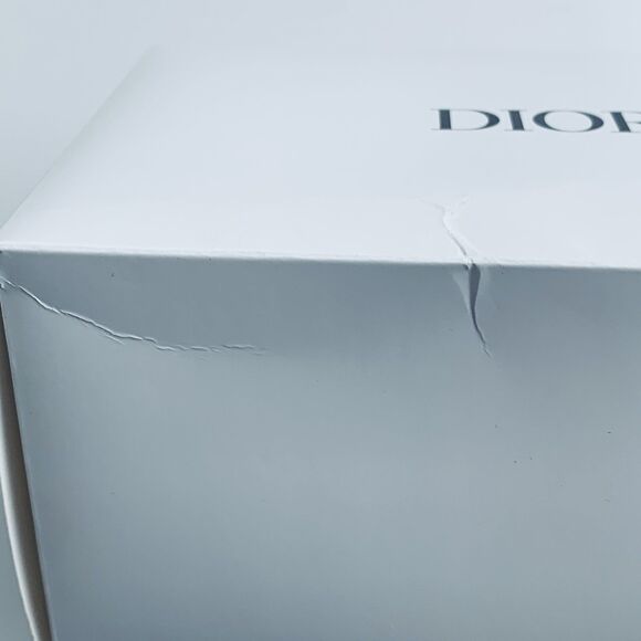 DIOR Beauty Red Cosmetic Makeup Toiletry Bag Pouch with Gold Zipper NIB - Picture 15 of 15